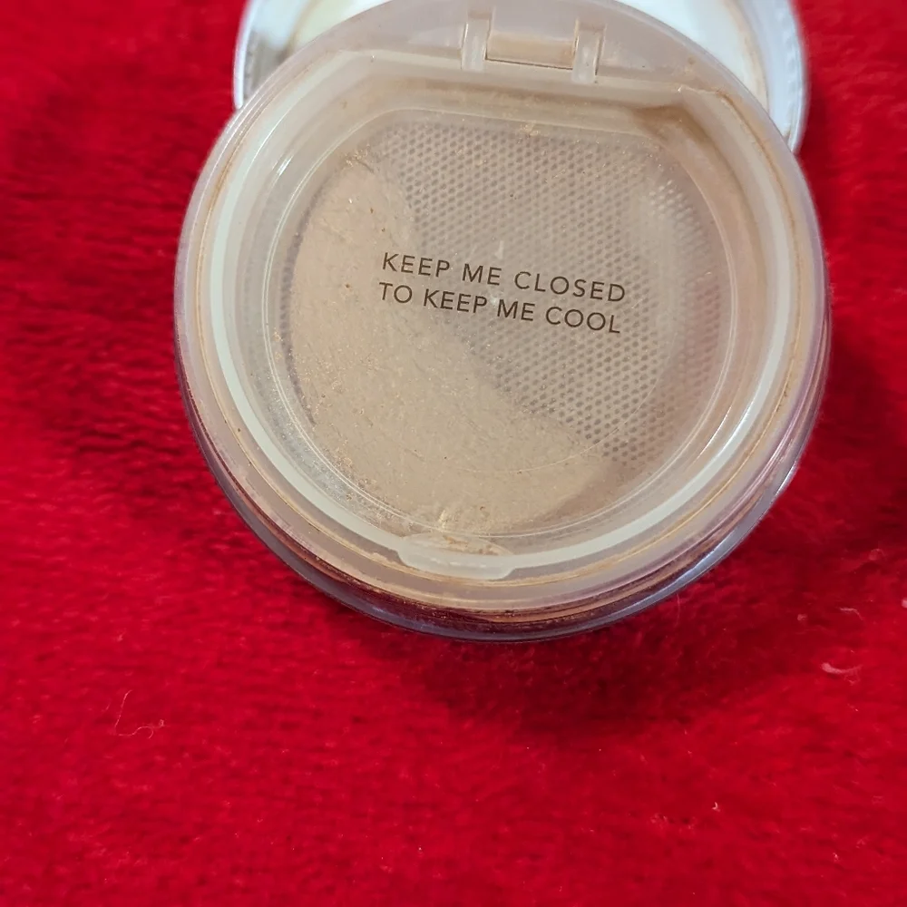 Becca Hydra-Mist Set and Refresh Powder - Picture 4 of 4